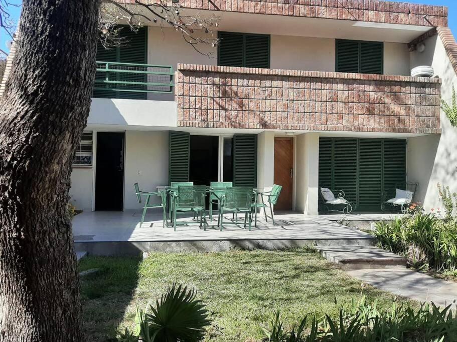 Casa Quinta Seccion A 150 Metros Parque San Martin Y 300 Metros Av Aristides Villanueva 멘도사 외부 사진