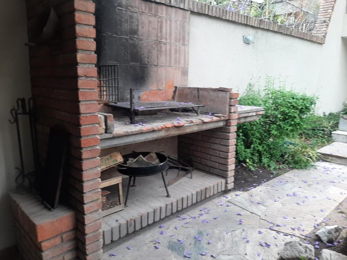 Casa Quinta Seccion A 150 Metros Parque San Martin Y 300 Metros Av Aristides Villanueva 멘도사 외부 사진